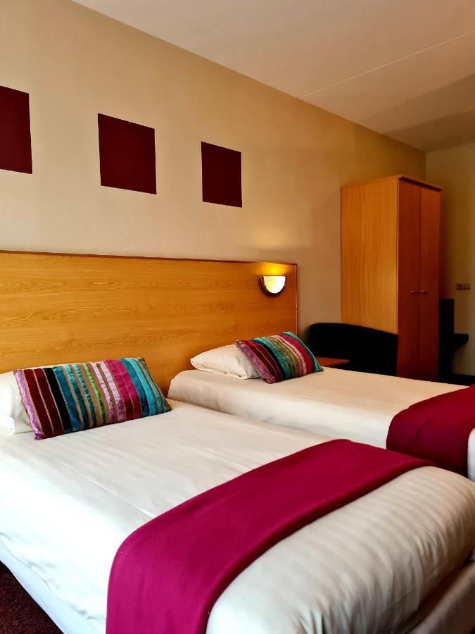 Hotel Restaurant 'T Trefpunt Made Luaran gambar