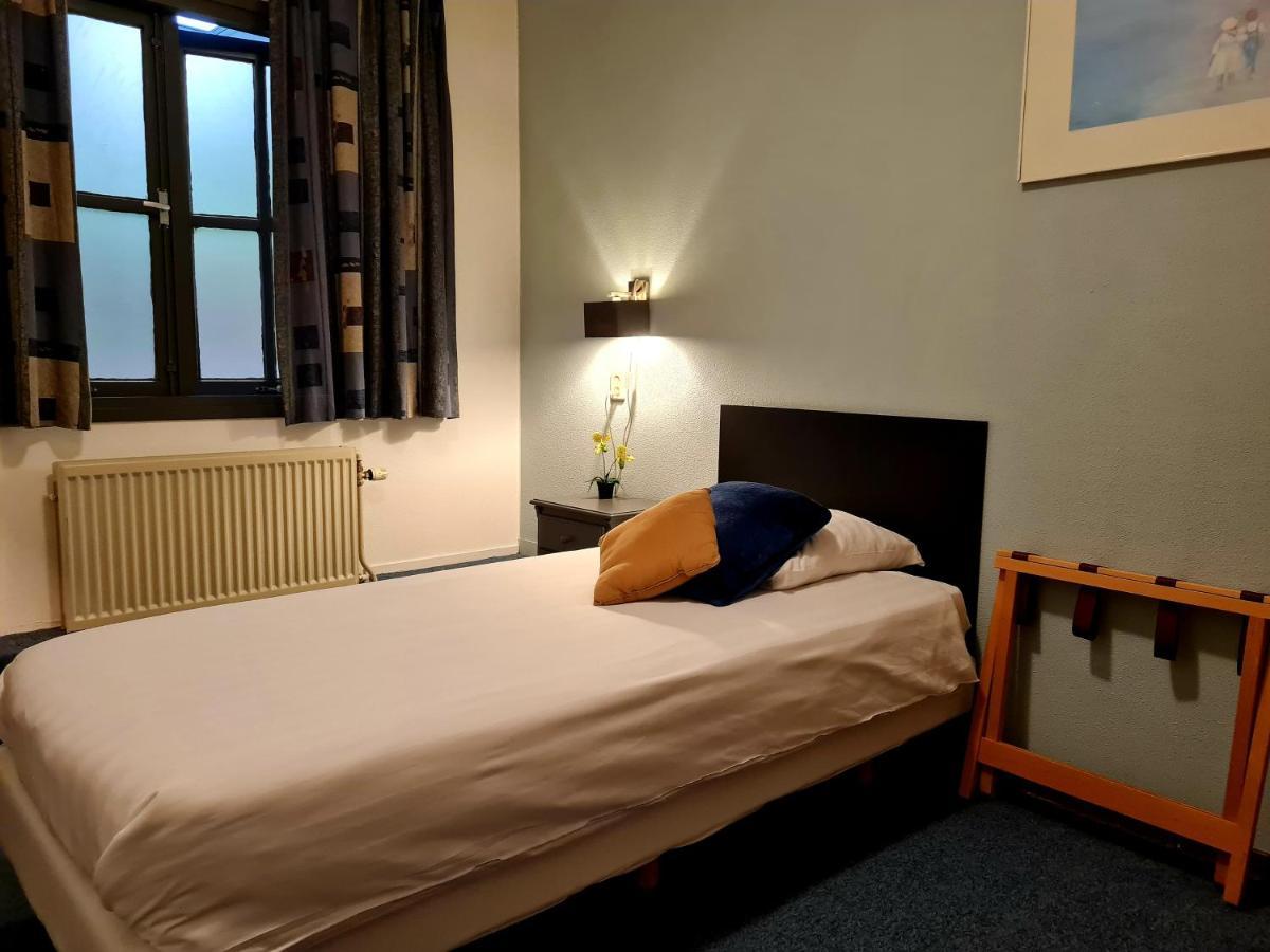 Hotel Restaurant 'T Trefpunt Made Luaran gambar