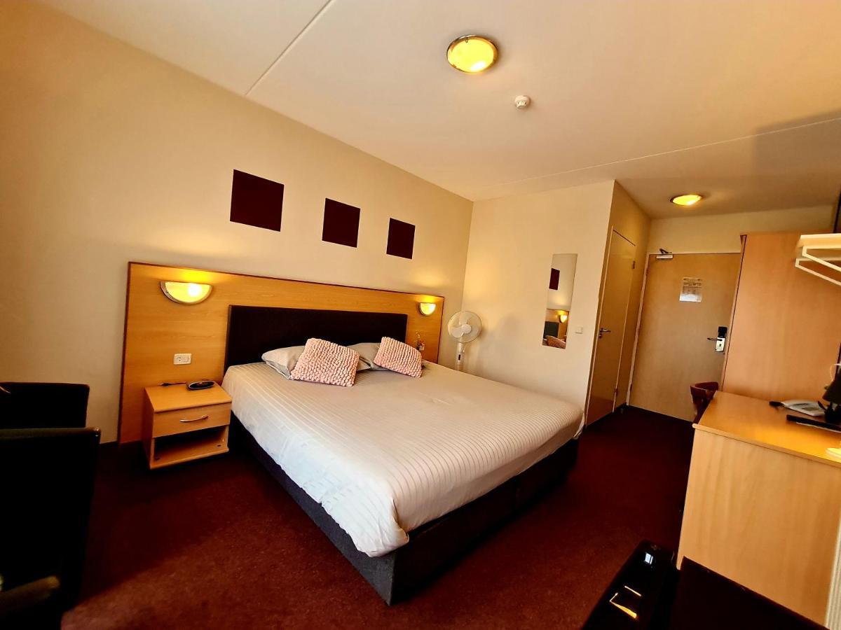 Hotel Restaurant 'T Trefpunt Made Luaran gambar