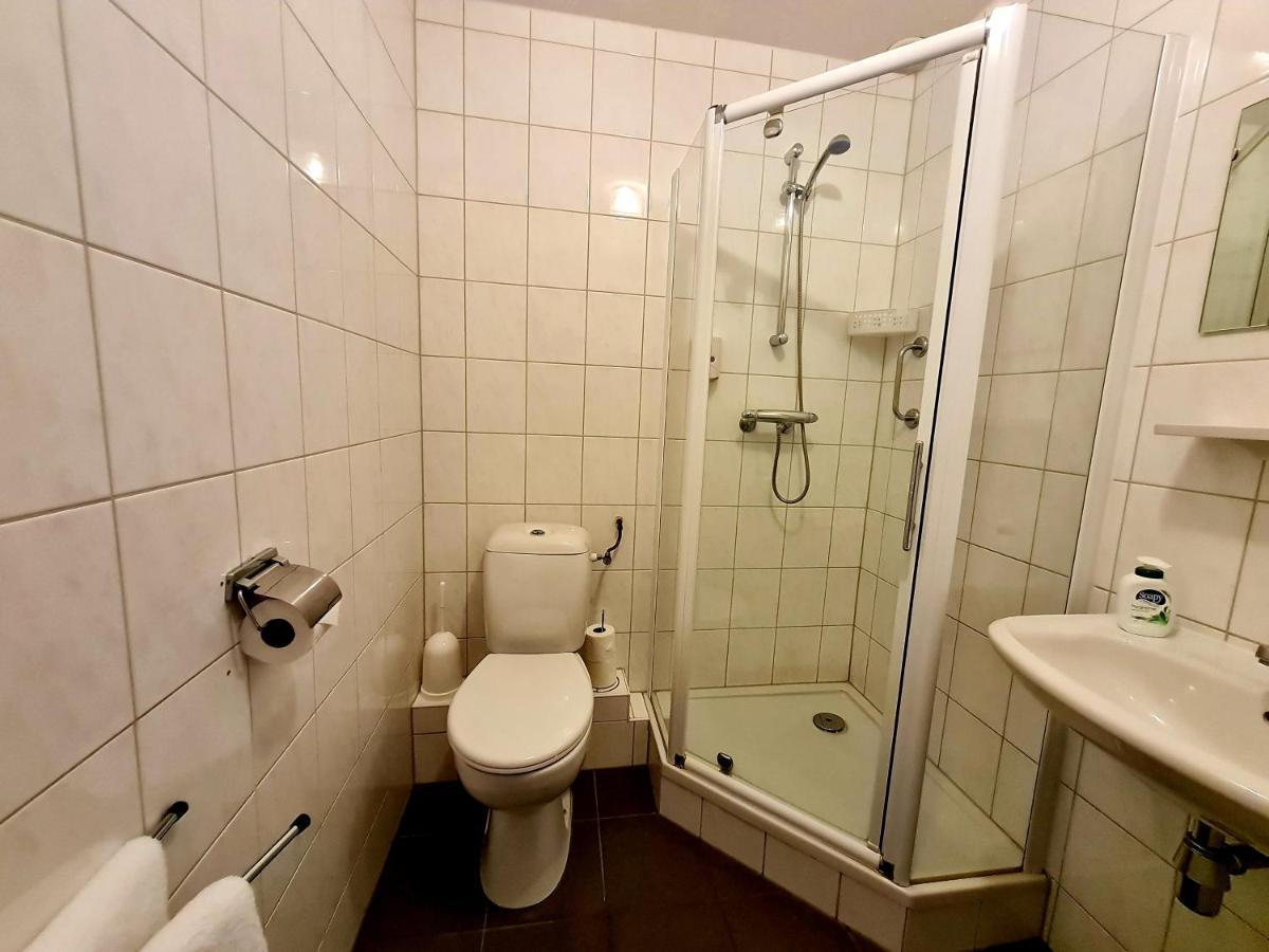 Hotel Restaurant 'T Trefpunt Made Luaran gambar