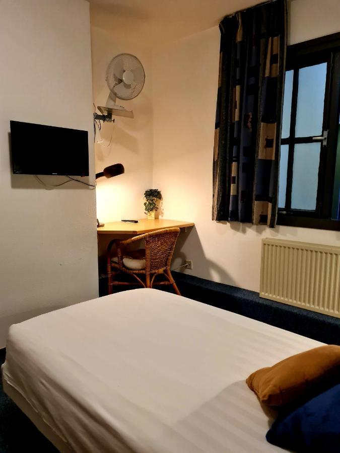Hotel Restaurant 'T Trefpunt Made Luaran gambar