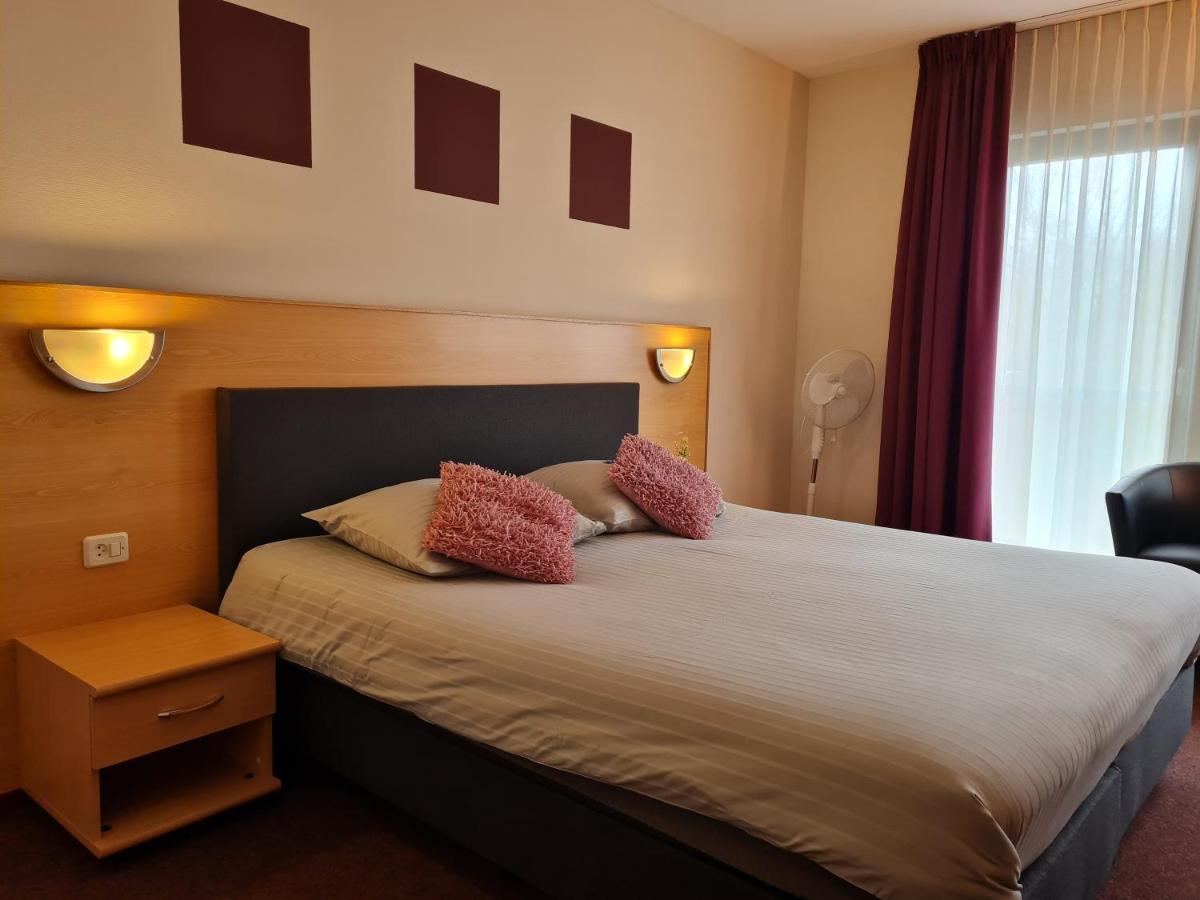 Hotel Restaurant 'T Trefpunt Made Luaran gambar