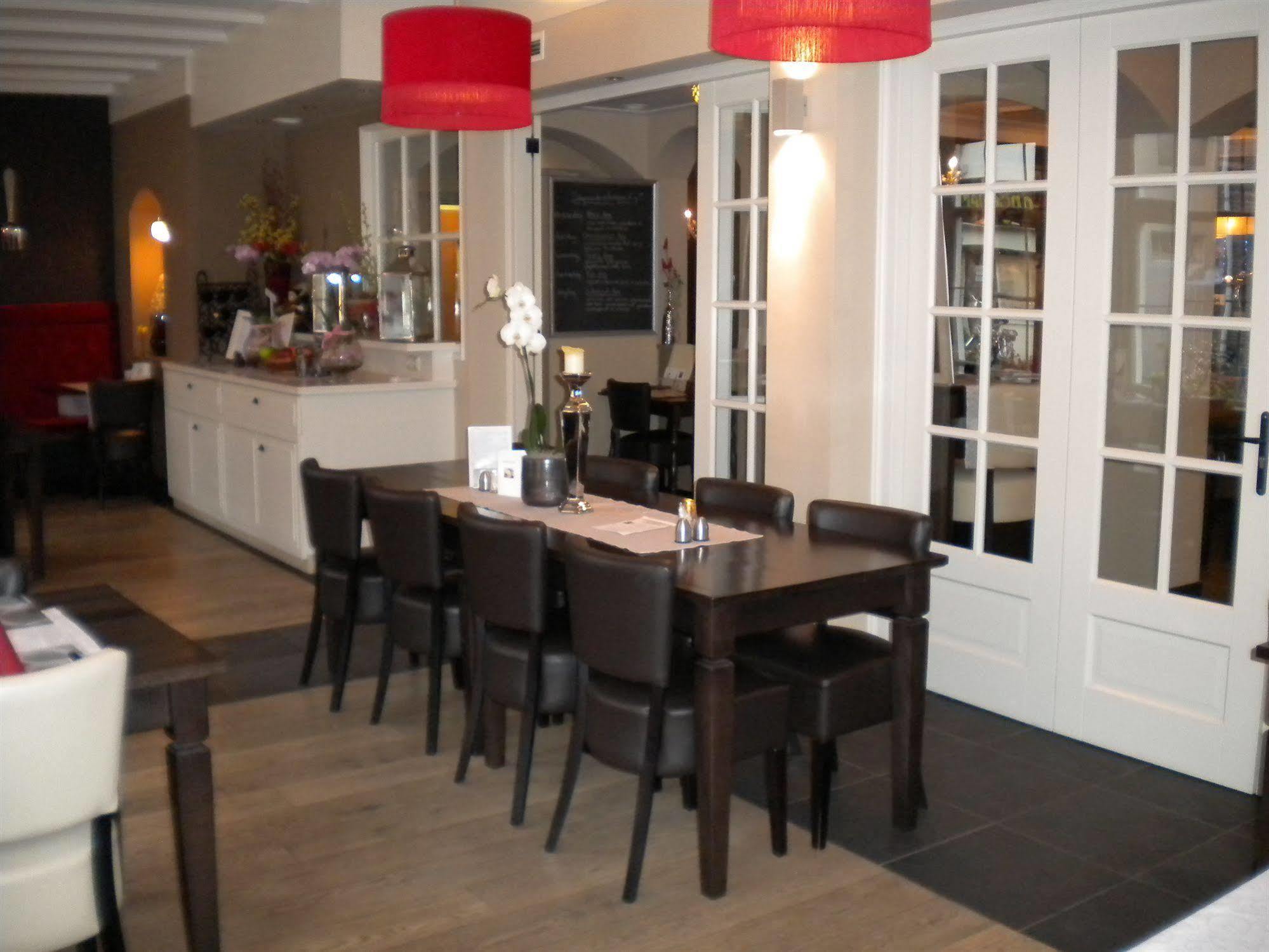 Hotel Restaurant 'T Trefpunt Made Luaran gambar