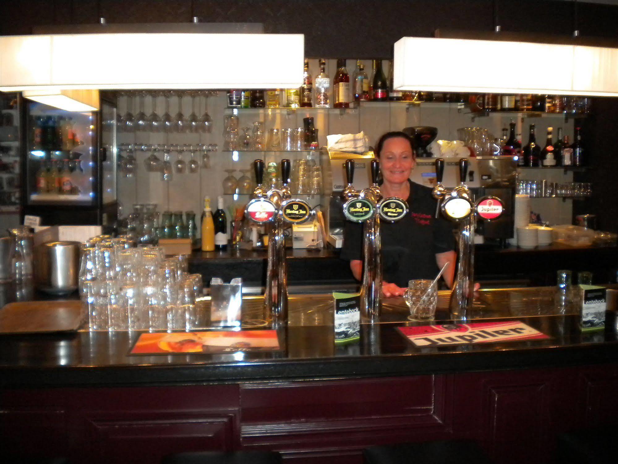 Hotel Restaurant 'T Trefpunt Made Luaran gambar